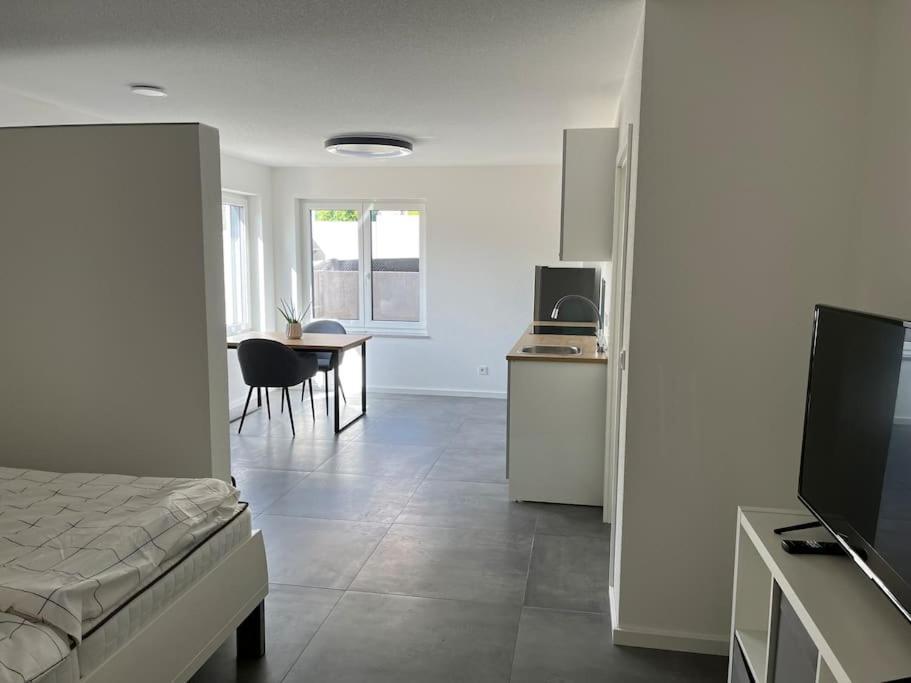 Hüfingen Schoenes 1 Zimmer Apartment מראה חיצוני תמונה