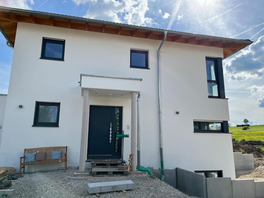 Hüfingen Schoenes 1 Zimmer Apartment מראה חיצוני תמונה